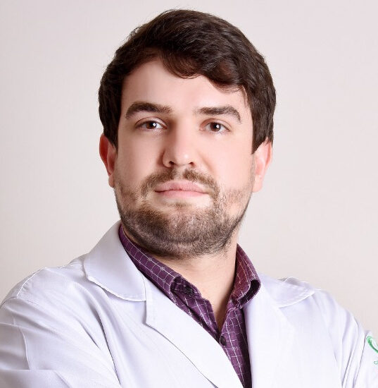 Dr. Mateus Mattioni